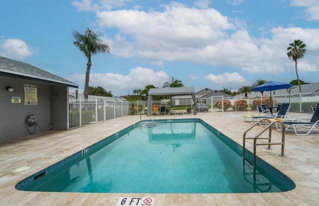 4520 Feivel Road 49, West Palm Beach, FL 33417