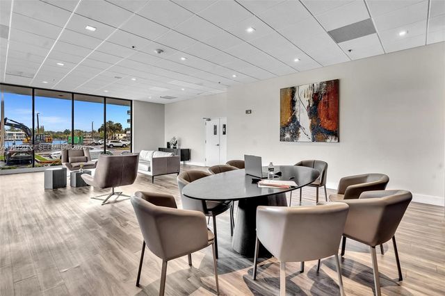 20515 E Country Club Drive 2047, Aventura, FL 33180