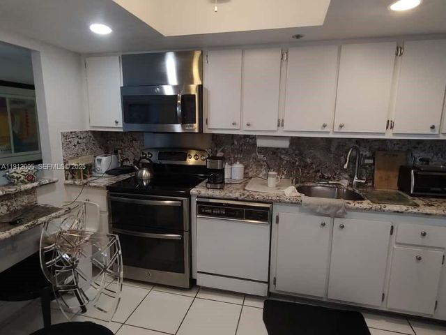 20515 E Country Club Drive 2047, Aventura, FL 33180