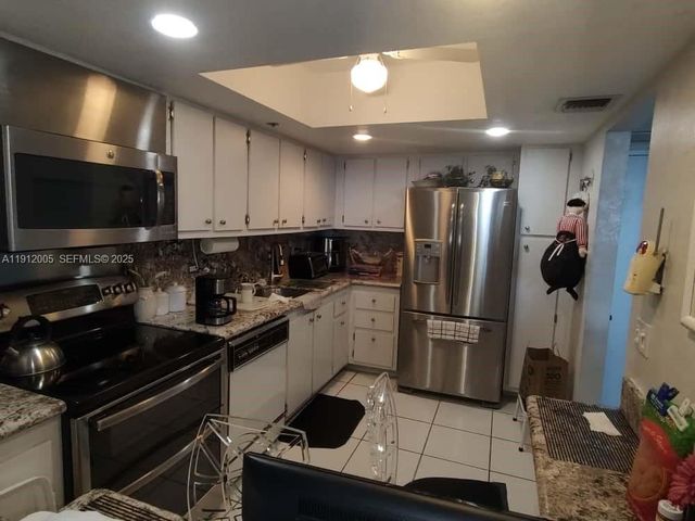 20515 E Country Club Drive 2047, Aventura, FL 33180