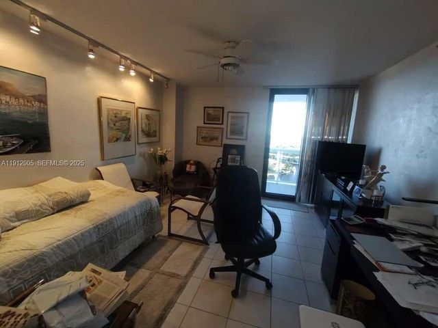 20515 E Country Club Drive 2047, Aventura, FL 33180
