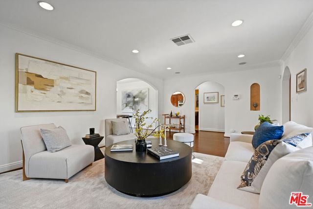 5539 Buffalo Avenue, Sherman Oaks, CA 91401
