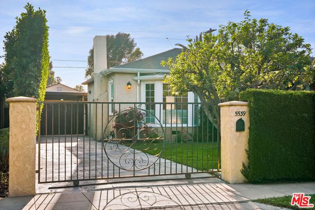 5539 Buffalo Avenue, Sherman Oaks, CA 91401