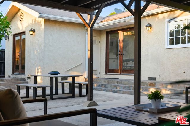 5539 Buffalo Avenue, Sherman Oaks, CA 91401