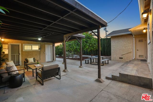 5539 Buffalo Avenue, Sherman Oaks, CA 91401