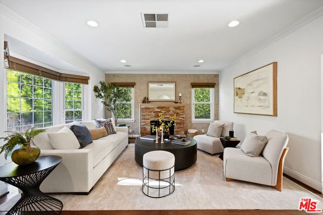 5539 Buffalo Avenue, Sherman Oaks, CA 91401