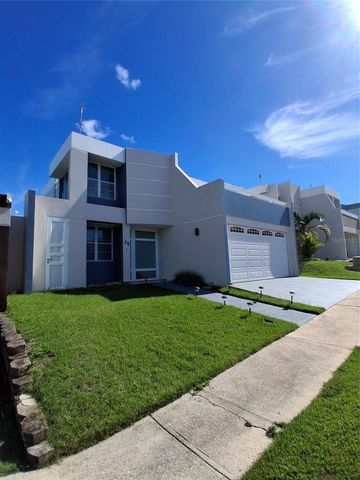 J3 SEROTINA BOSQUE DE LOS PINOS, Bayamon, PR 00956