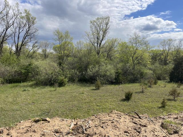 2367 Wallace Lake ROAD, West Bend, WI 53090