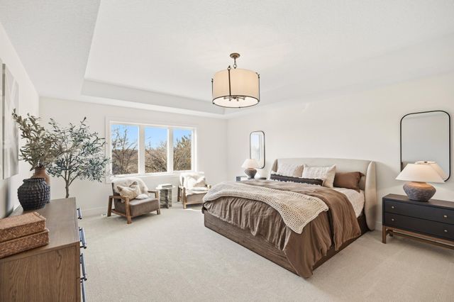 730 Ensconced Way, Chaska, MN 55318