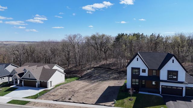 730 Ensconced Way, Chaska, MN 55318