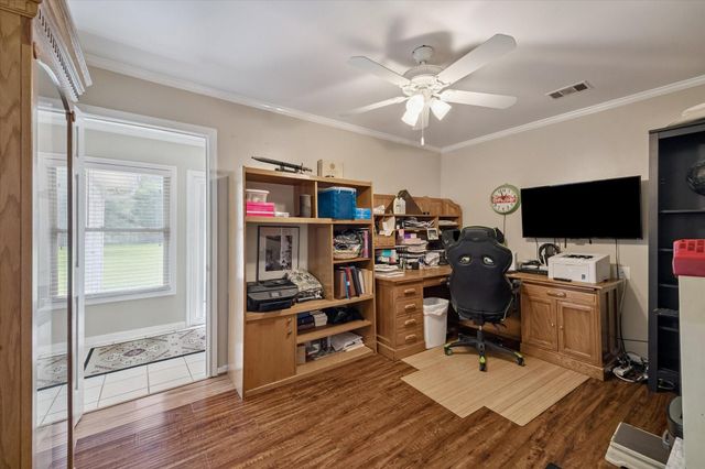 1829 Campbell Road, Houston, TX 77080