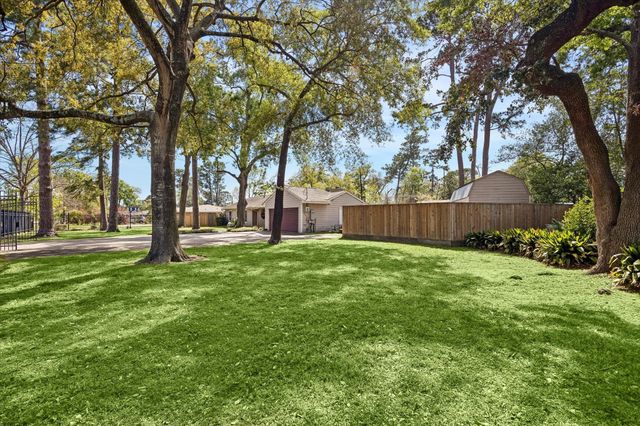 1829 Campbell Road, Houston, TX 77080