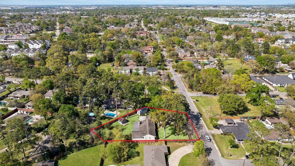 1829 Campbell Road, Houston, TX 77080