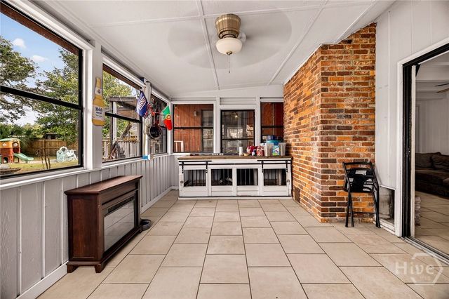 206 E Point Drive, Savannah, GA 31410