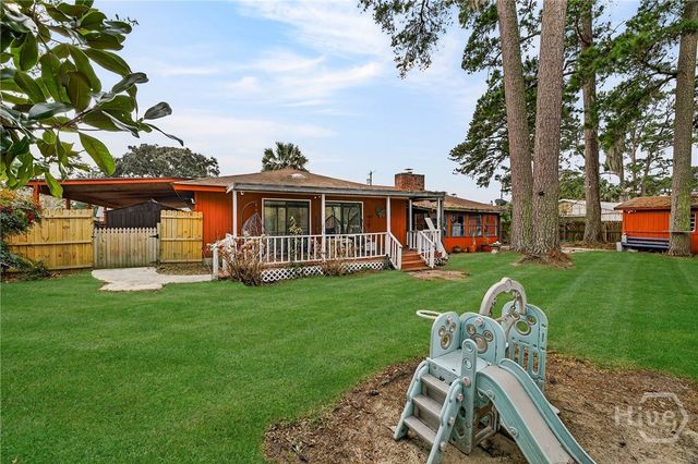 206 E Point Drive, Savannah, GA 31410