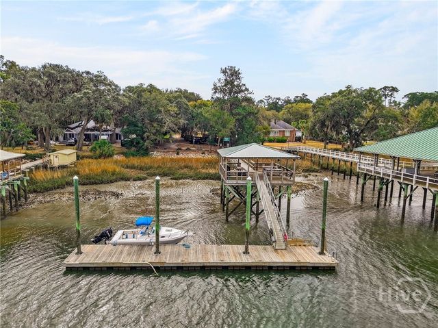 206 E Point Drive, Savannah, GA 31410