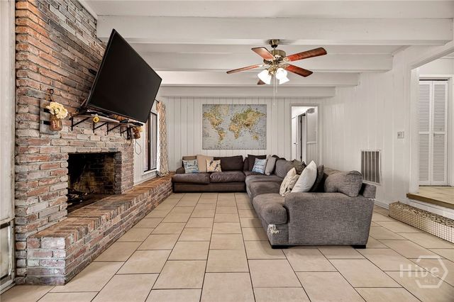 206 E Point Drive, Savannah, GA 31410