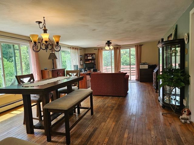 1042 Turkey St, Hardwick, MA 01082