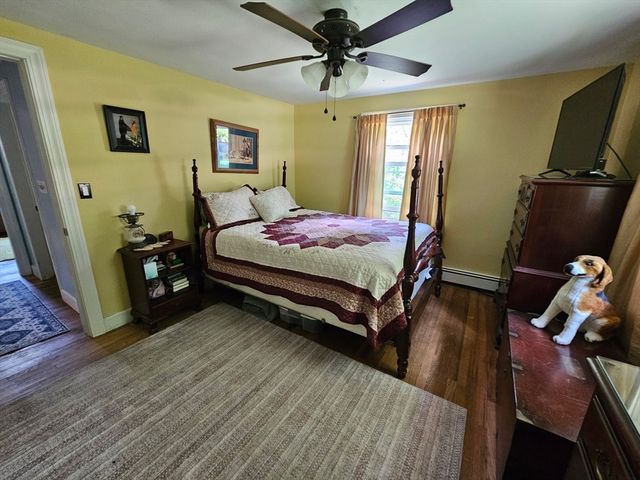 1042 Turkey St, Hardwick, MA 01082
