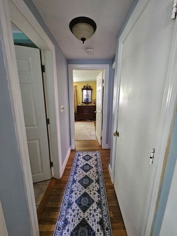 1042 Turkey St, Hardwick, MA 01082