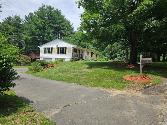 1042 Turkey St, Hardwick, MA 01082
