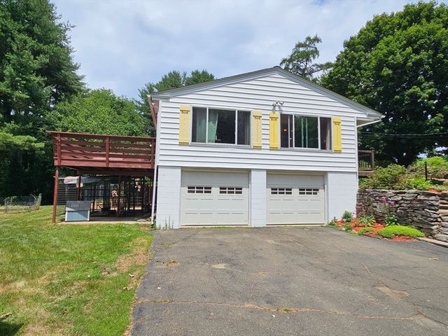 1042 Turkey St, Hardwick, MA 01082