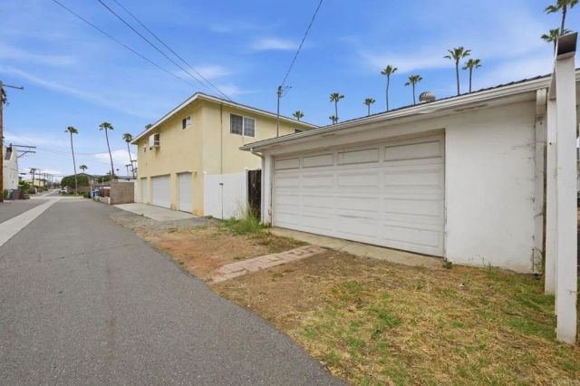 1819 S Tremont Street, Oceanside, CA 92054