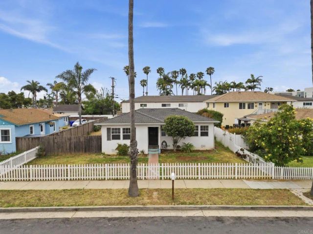 1819 S Tremont Street, Oceanside, CA 92054