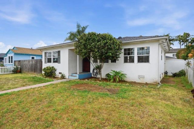 1819 S Tremont Street, Oceanside, CA 92054