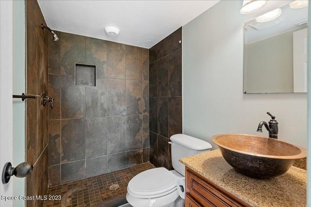 1321 S Miramar Avenue 2, Indialantic, FL 32903