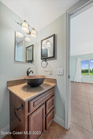 1321 S Miramar Avenue 2, Indialantic, FL 32903