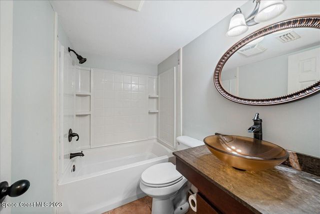 1321 S Miramar Avenue 2, Indialantic, FL 32903