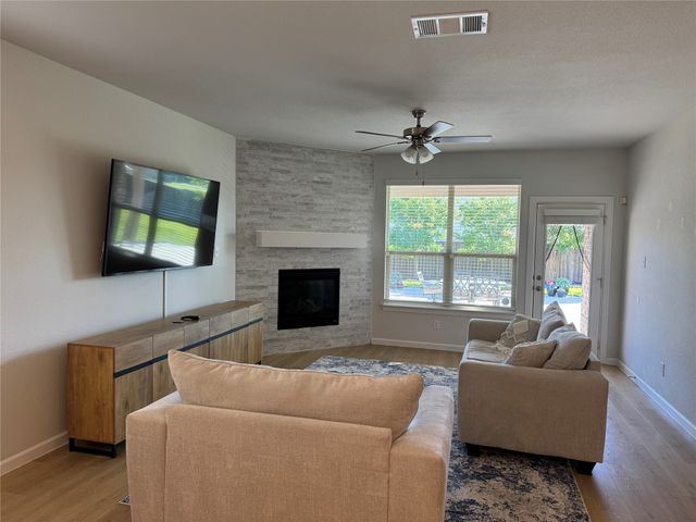 534 Tuscany Drive, Forney, TX 75126