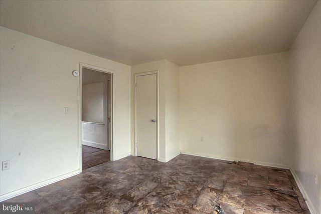 925 W COLLEGE AVE, York, PA 17401