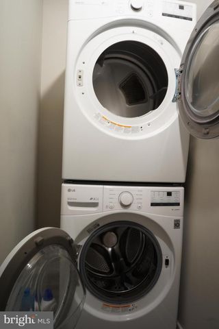 1332 S 30TH ST, Philadelphia, PA 19146