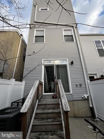 1332 S 30TH ST, Philadelphia, PA 19146