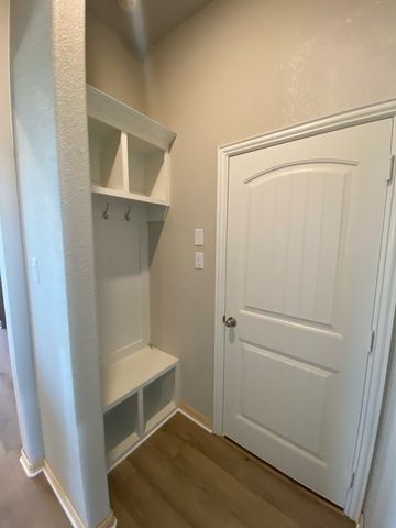 660 County Road 200, Valley View, TX 76272