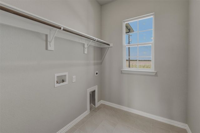 660 County Road 200, Valley View, TX 76272