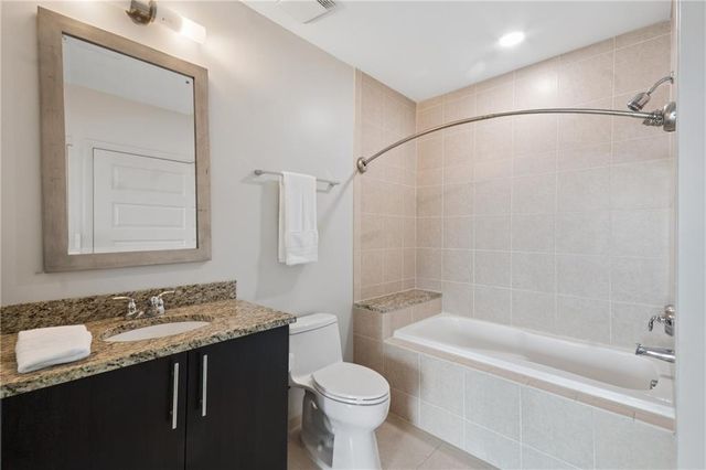1080 Peachtree Street NE 3215, Atlanta, GA 30309