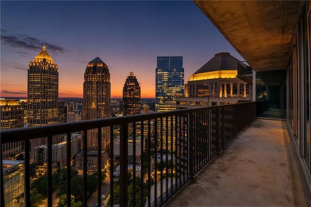 1080 Peachtree Street NE 3215, Atlanta, GA 30309