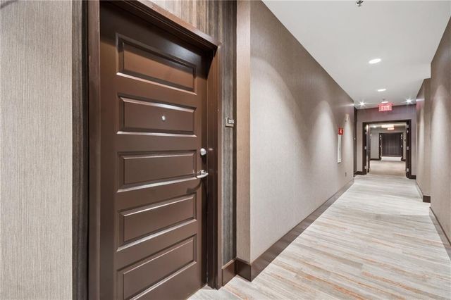 1080 Peachtree Street NE 3215, Atlanta, GA 30309
