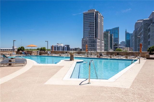 1080 Peachtree Street NE 3215, Atlanta, GA 30309