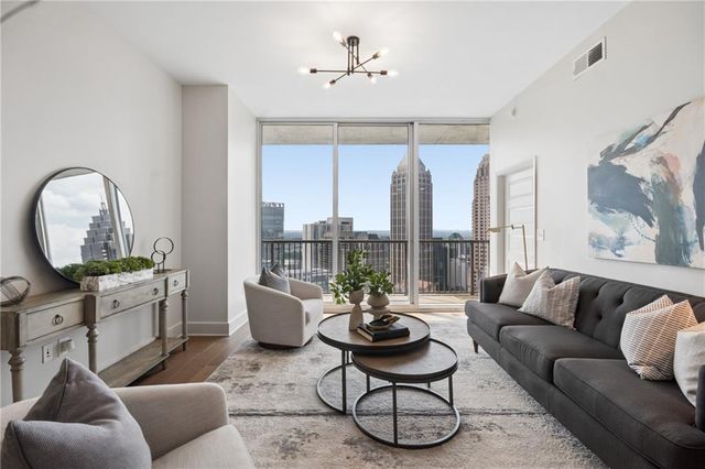 1080 Peachtree Street NE 3215, Atlanta, GA 30309