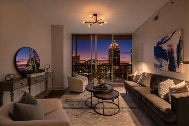 1080 Peachtree Street NE 3215, Atlanta, GA 30309