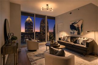 1080 Peachtree Street NE 3215, Atlanta, GA 30309