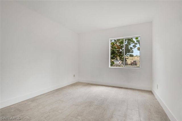 2366 E. Mall Dr Apt. 101, Fort Myers, FL 33901