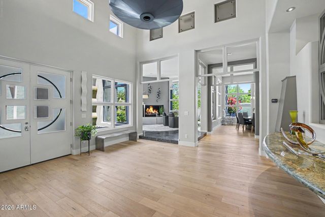 4647 E SANNA Street, Phoenix, AZ 85028