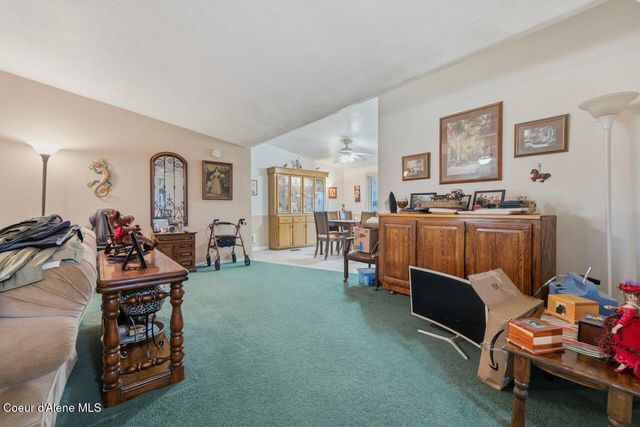 14884 N Batchelder St, Rathdrum, ID 83858