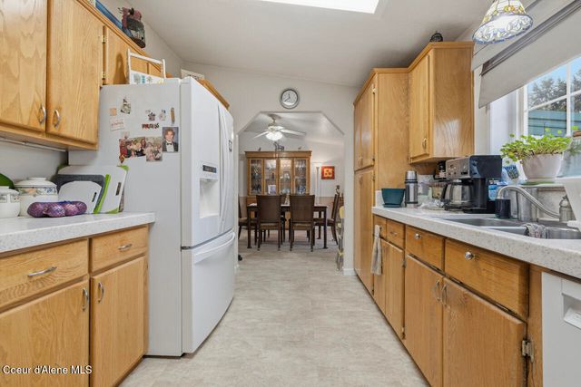 14884 N Batchelder St, Rathdrum, ID 83858