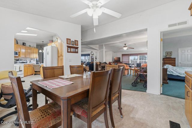 14884 N Batchelder St, Rathdrum, ID 83858